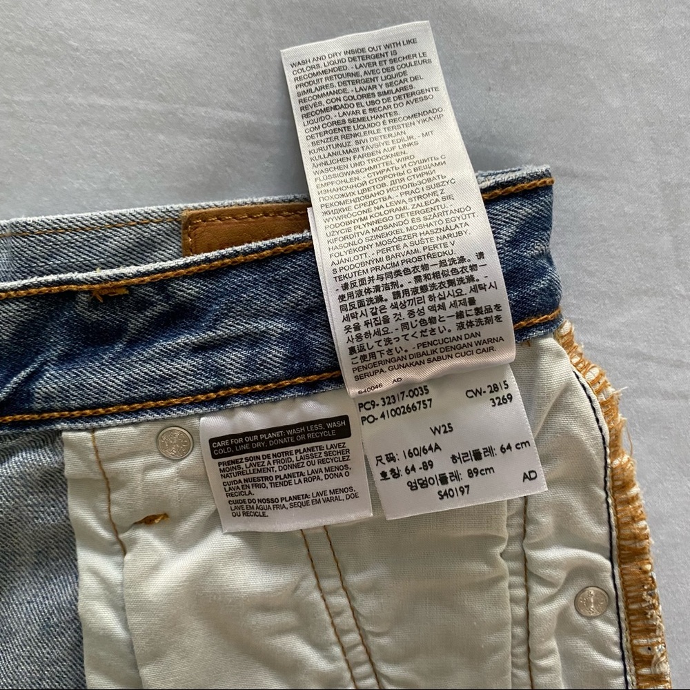 Levi's 501 Short - Picture 5 of 5